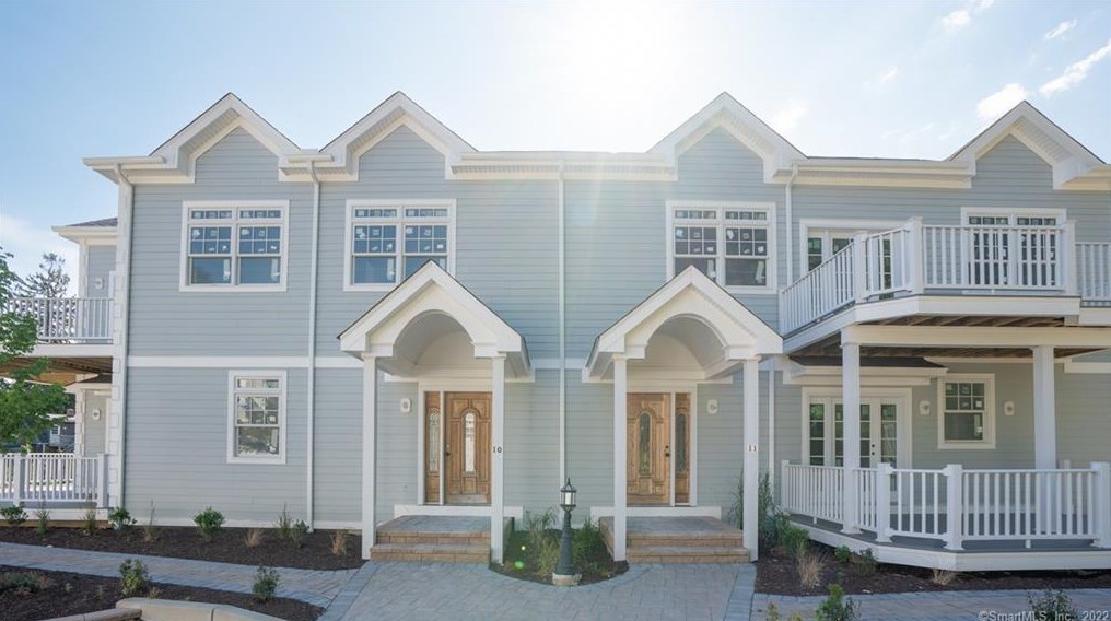 2455 Boston Post Rd, Guilford CT  06437-1334 exterior