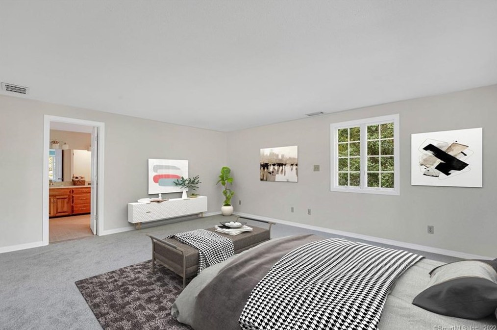 17 Fall Brk, Avon CT 06001-3522 exterior