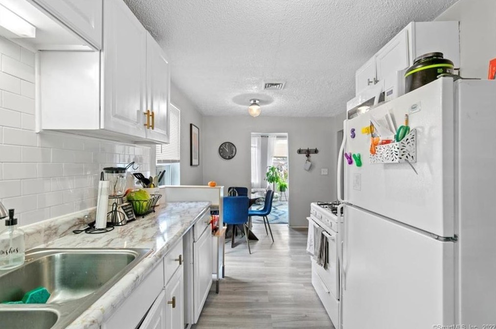 133 Portsea St, New Haven CT 06519-2238 exterior