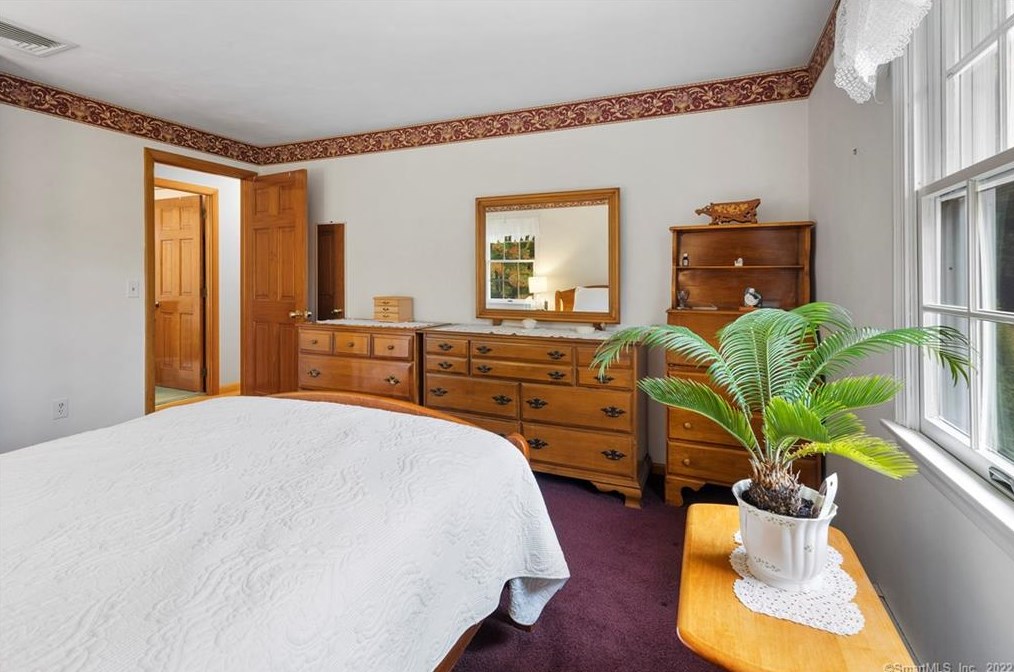 204 Metcalf Rd, Tolland CT 06084-3756 exterior