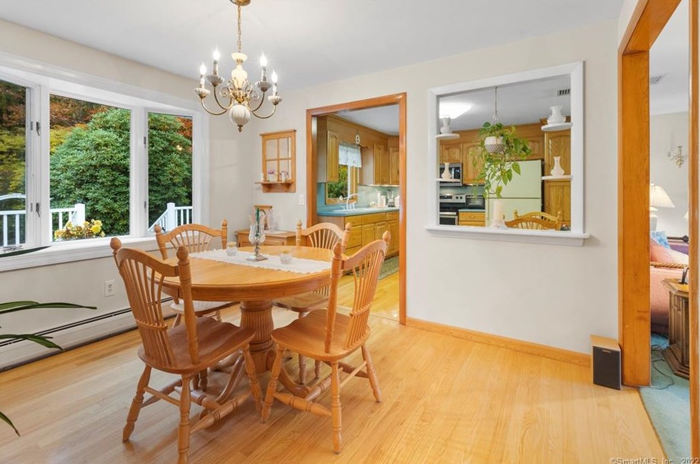 204 Metcalf Rd, Tolland CT 06084-3756 exterior