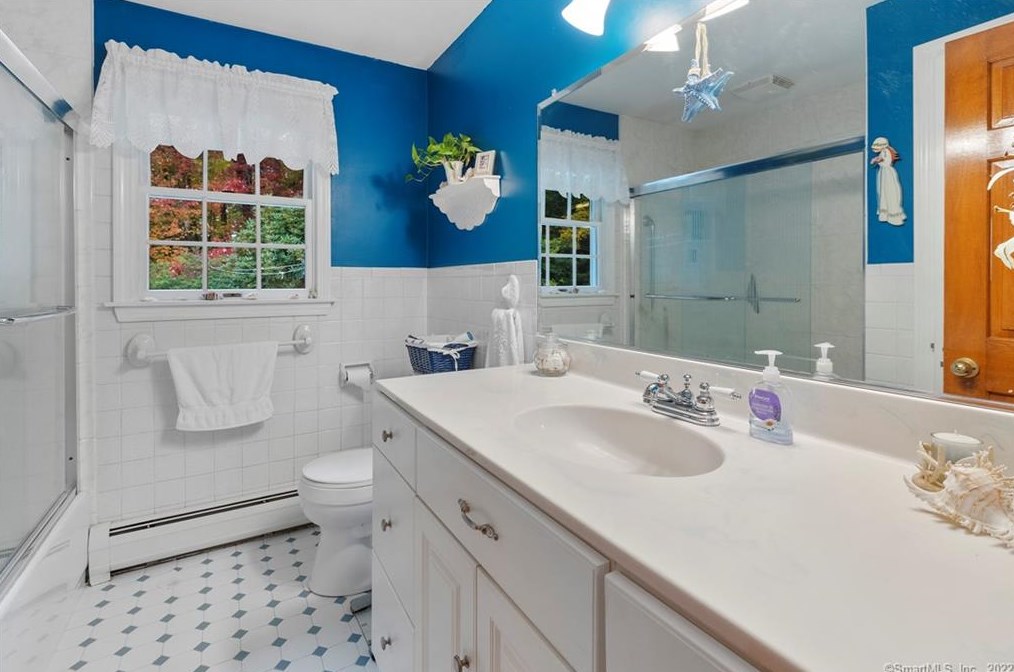 204 Metcalf Rd, Tolland CT 06084-3756 exterior