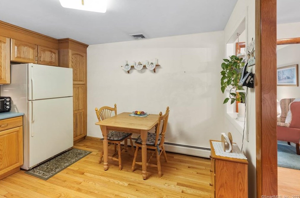 204 Metcalf Rd, Tolland CT 06084-3756 exterior