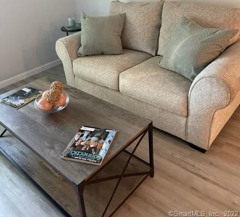 43 Austin Ave, New Haven CT 06512-4763 exterior