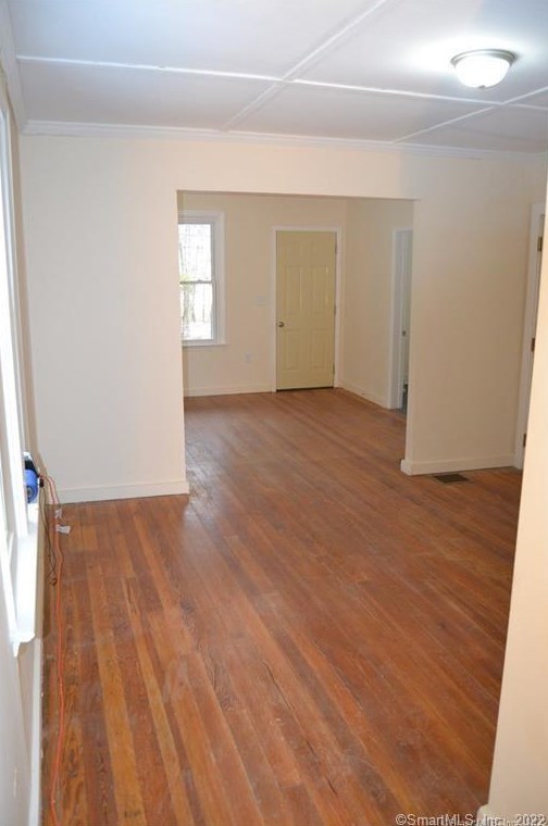 5 Brookside Ave, Winsted CT  06098-1101 exterior