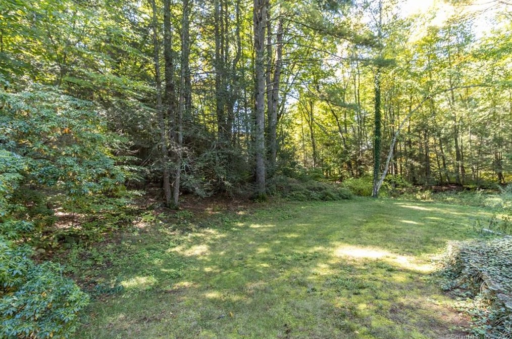 232 Haynes Rd, Avon CT 06001-2978 exterior