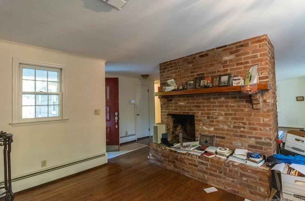 232 Haynes Rd, Avon CT 06001-2978 exterior