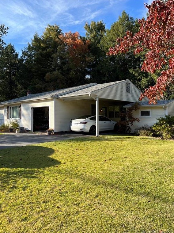 18 Pne St, Plainfield CT 06374-1539 exterior