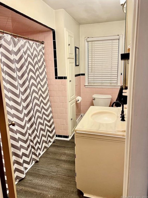 18 Pne St, Plainfield CT 06374-1539 exterior