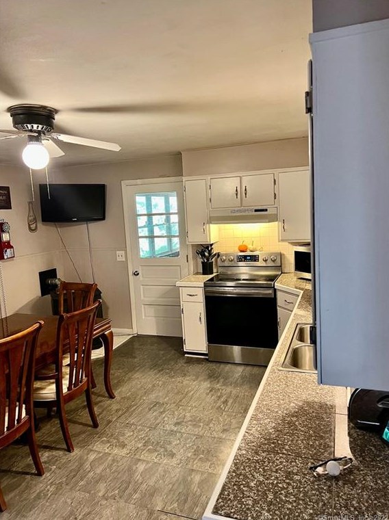 18 Pne St, Plainfield CT 06374-1539 exterior