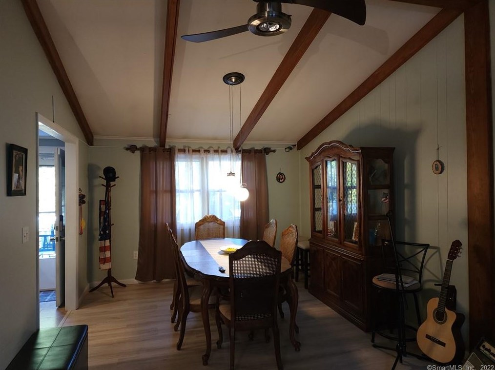 92 Cow Hill Rd, Clinton CT  06413-1342 exterior