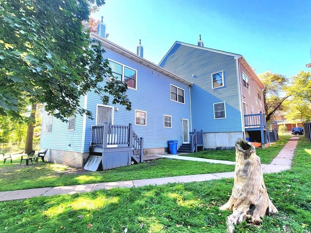 270 Bellevue St, Hartford CT 06120-2403 exterior