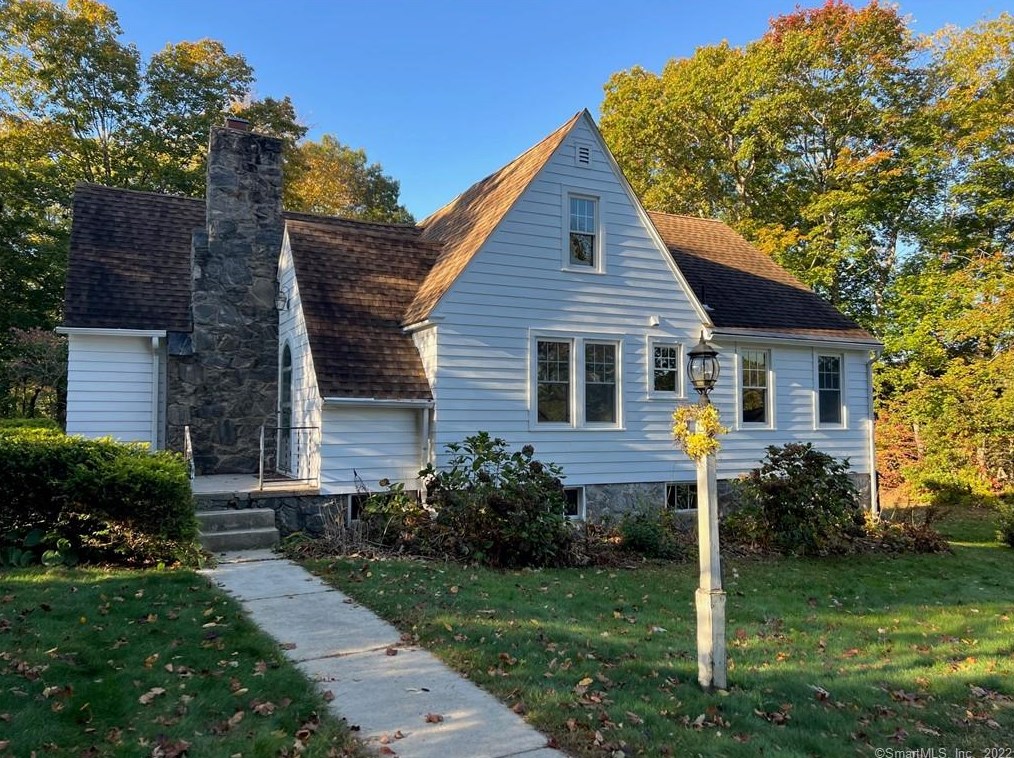 173 Essex Rd, Westbrook CT  06498-1573 exterior