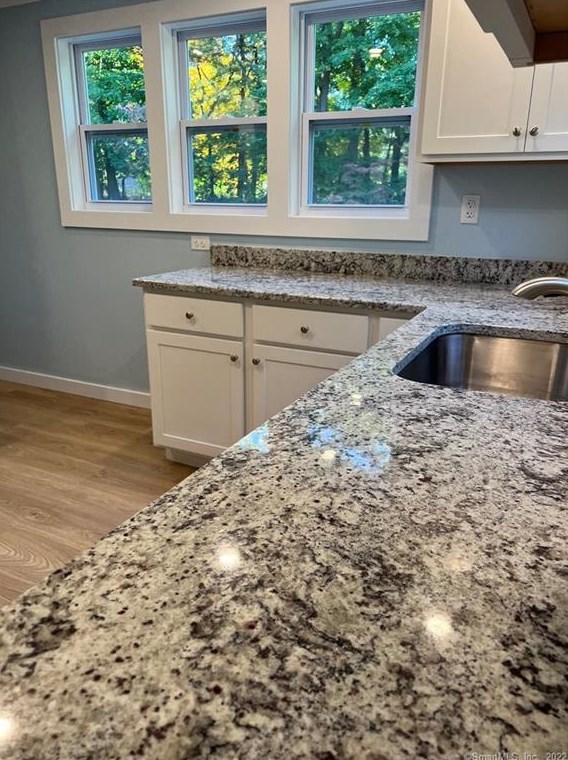 173 Essex Rd, Westbrook CT  06498-1573 exterior