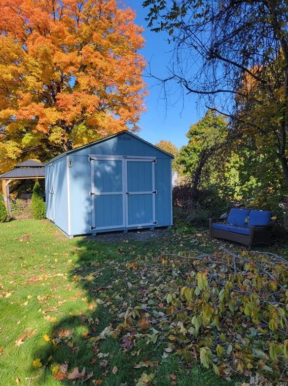 10 Mount Vernon Ave, Watertown CT  06779-2127 exterior