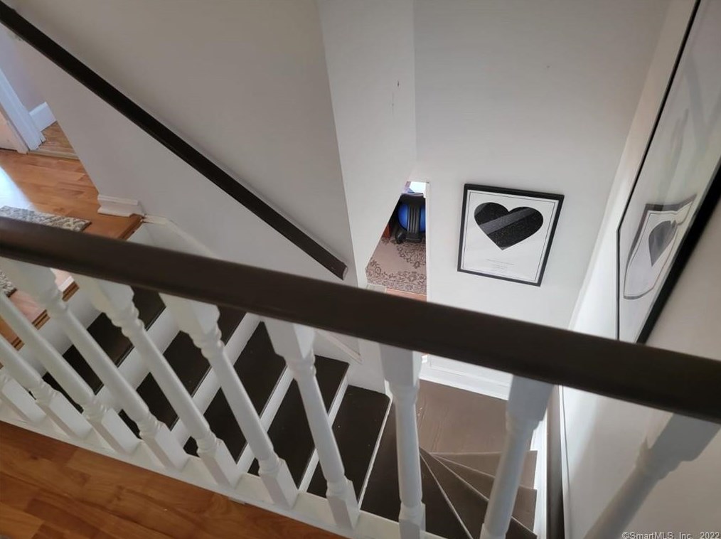 10 Mount Vernon Ave, Watertown CT  06779-2127 exterior