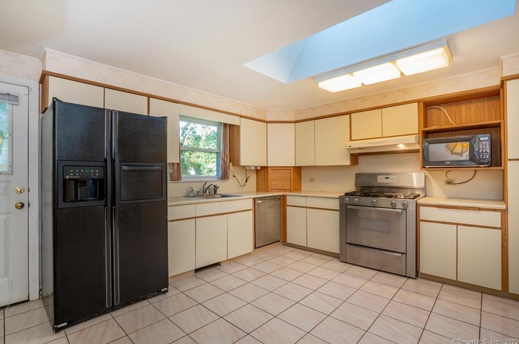 29 Cascade Rd, Hartford CT 06117-2005 exterior