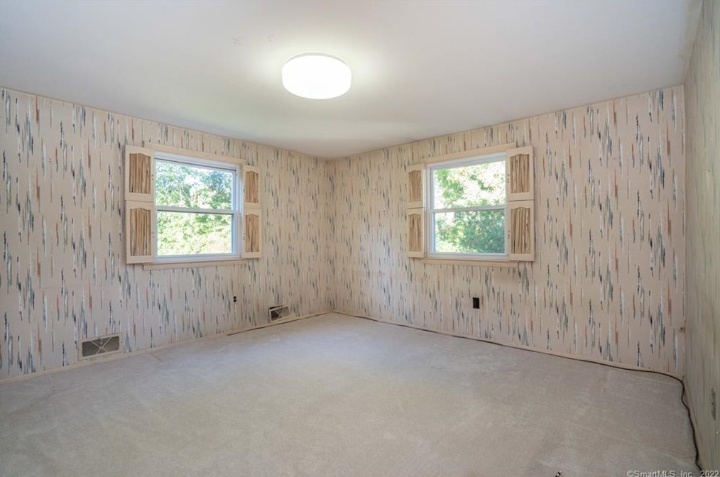 29 Cascade Rd, Hartford CT 06117-2005 exterior