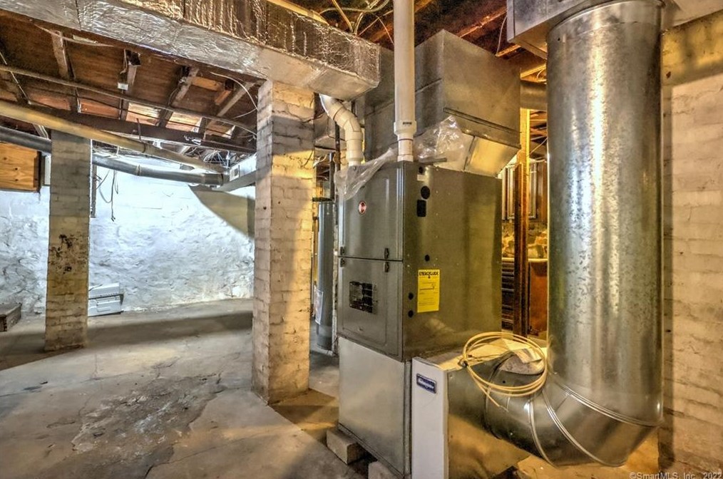 49 Osborn Ave, New Haven CT 06511-2918 exterior