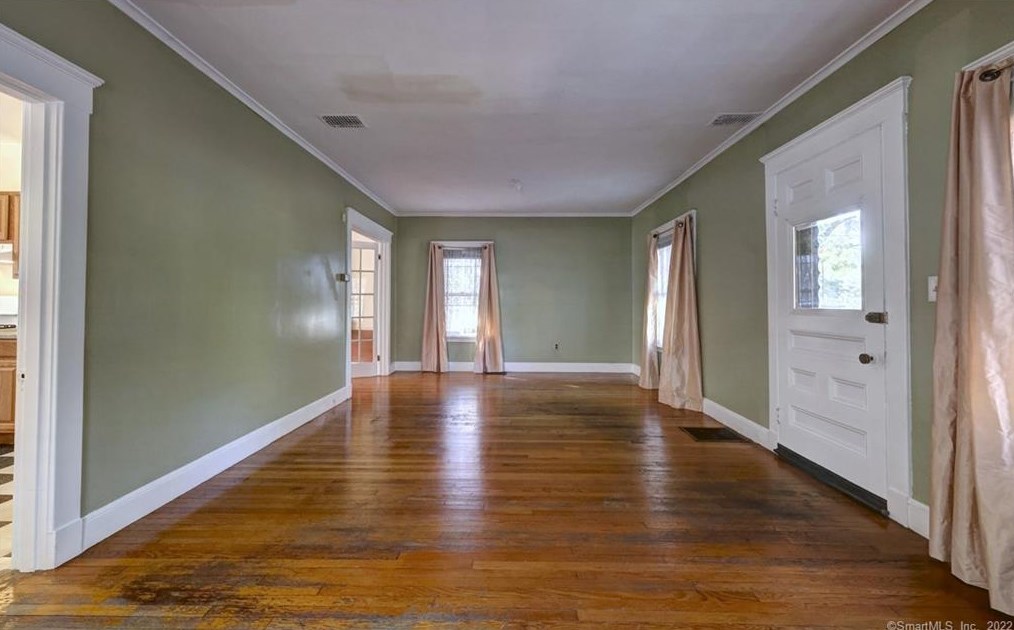 49 Osborn Ave, New Haven CT 06511-2918 exterior