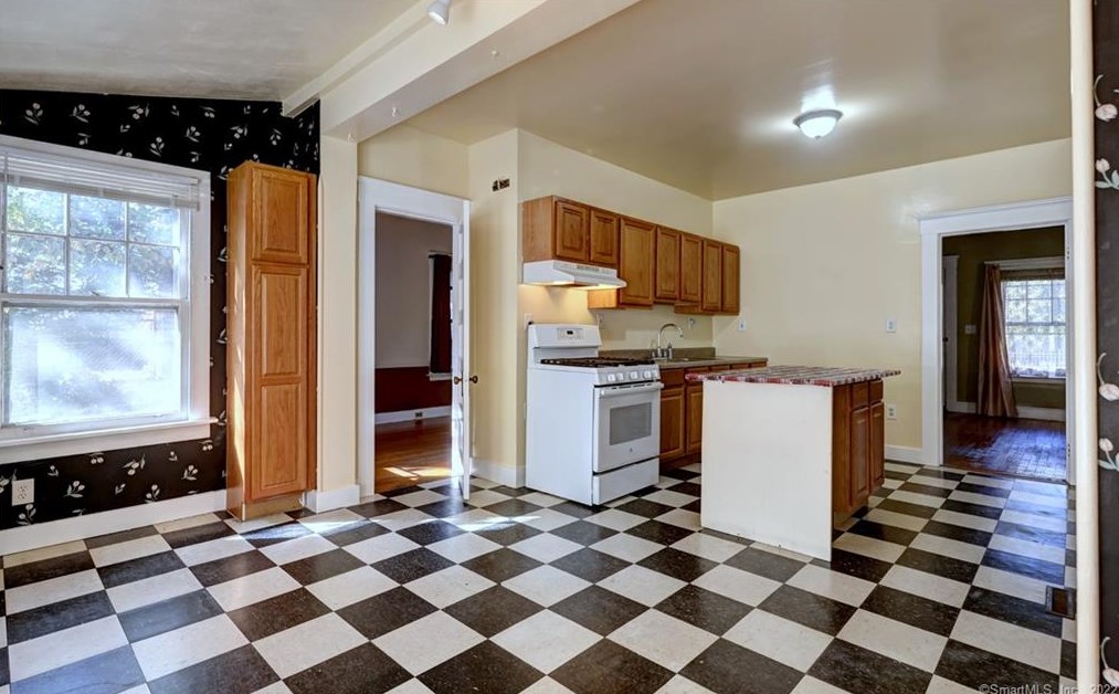 49 Osborn Ave, New Haven CT 06511-2918 exterior