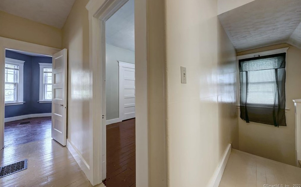 49 Osborn Ave, New Haven CT 06511-2918 exterior