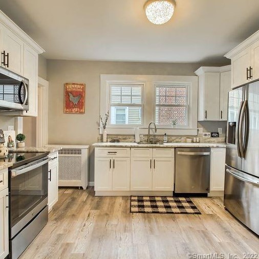 80 Park Ave, Meriden CT 06450-3314 exterior