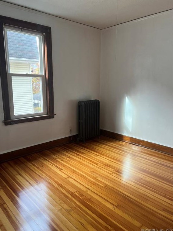 28 Arnold St, Hartford CT  06106-3504 exterior