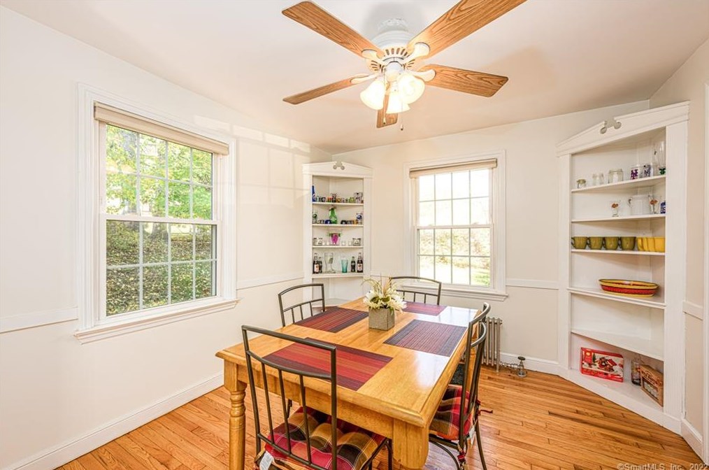 65 New Cheshire Rd, Meriden CT  06451-5071 exterior