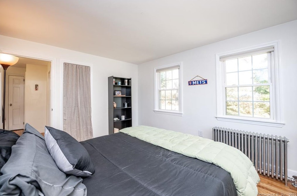 65 New Cheshire Rd, Meriden CT  06451-5071 exterior