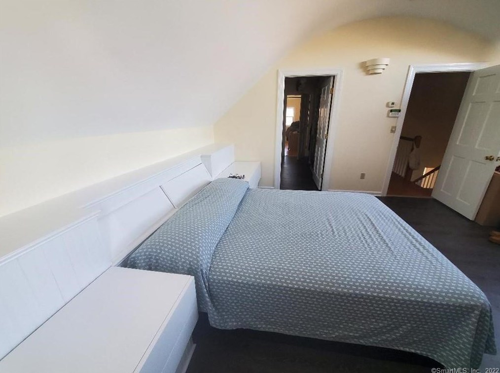 180 Front St, New Haven CT  06513-3201 exterior