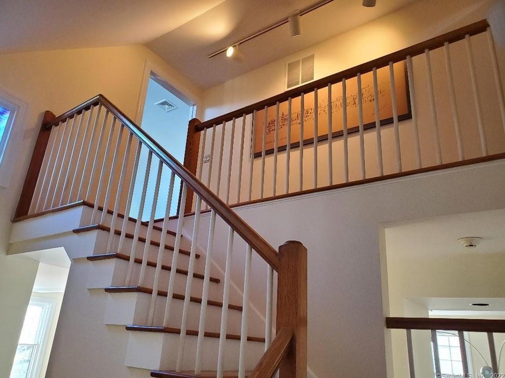 180 Front St, New Haven CT  06513-3201 exterior