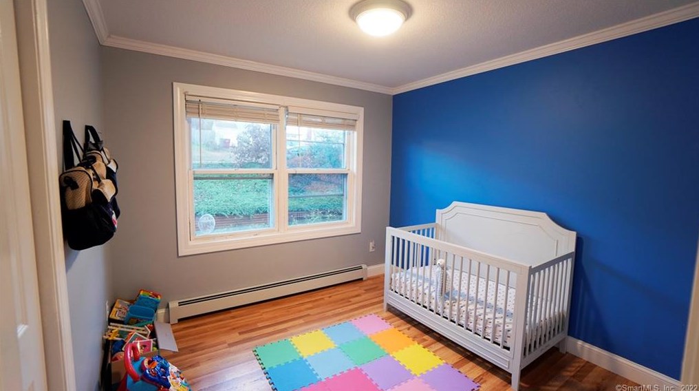 120 Applewood Ln, Union City CT  06770-3181 exterior