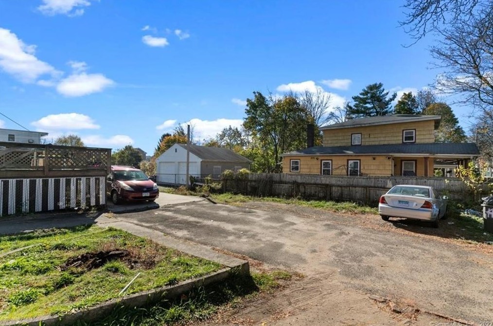 448 Ferry St, New Haven CT 06513-3618 exterior