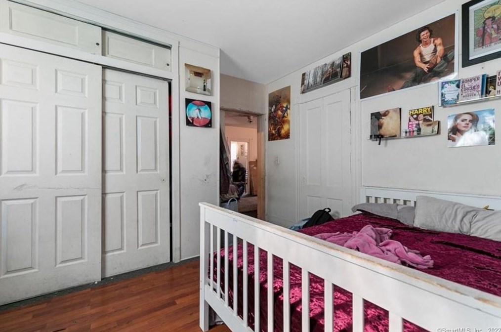 448 Ferry St, New Haven CT 06513-3618 exterior