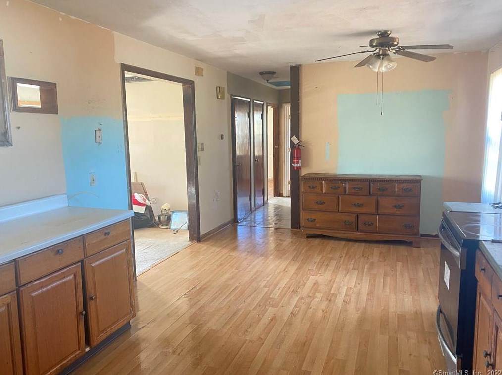 107 Hillcrest Ave, New Haven CT  06514-3503 exterior