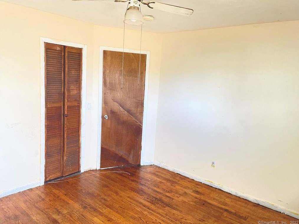 107 Hillcrest Ave, New Haven CT  06514-3503 exterior