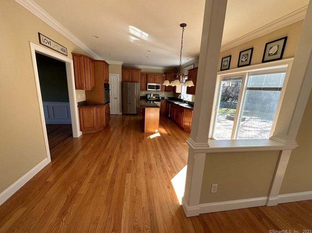 7 Yorkshire Way, Unionville CT  06013-1629 exterior