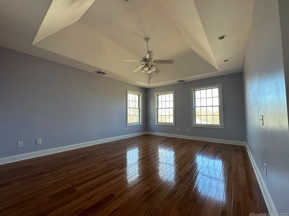 7 Yorkshire Way, Unionville CT  06013-1629 exterior