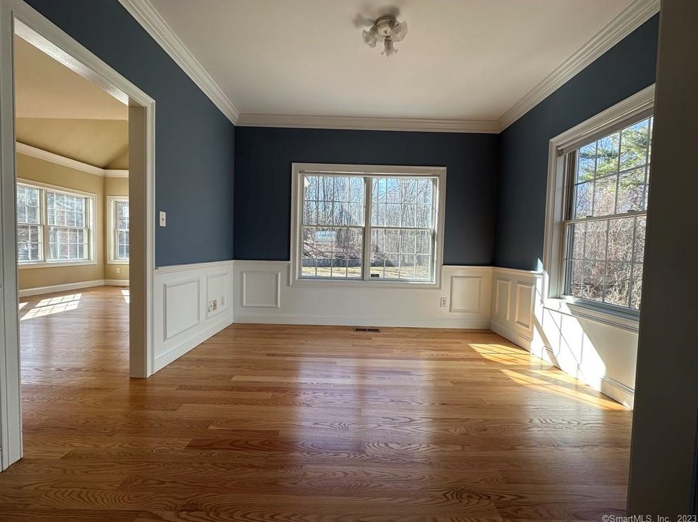 7 Yorkshire Way, Unionville CT  06013-1629 exterior