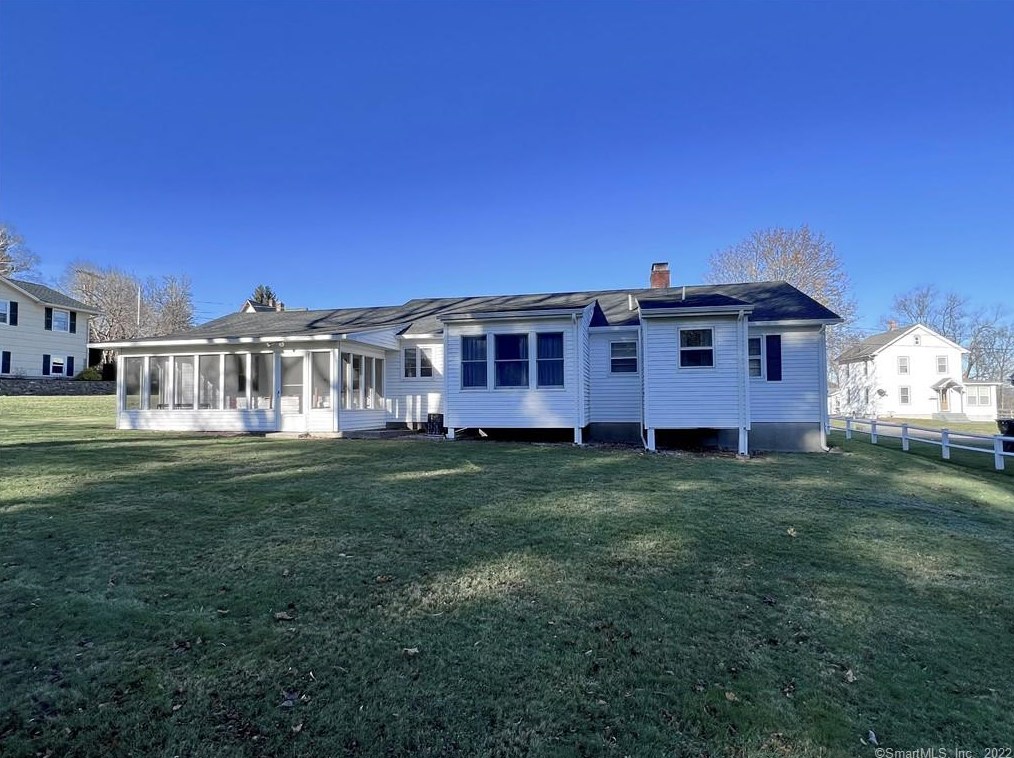 11 Cherry St, Winsted CT  06098-1905 exterior