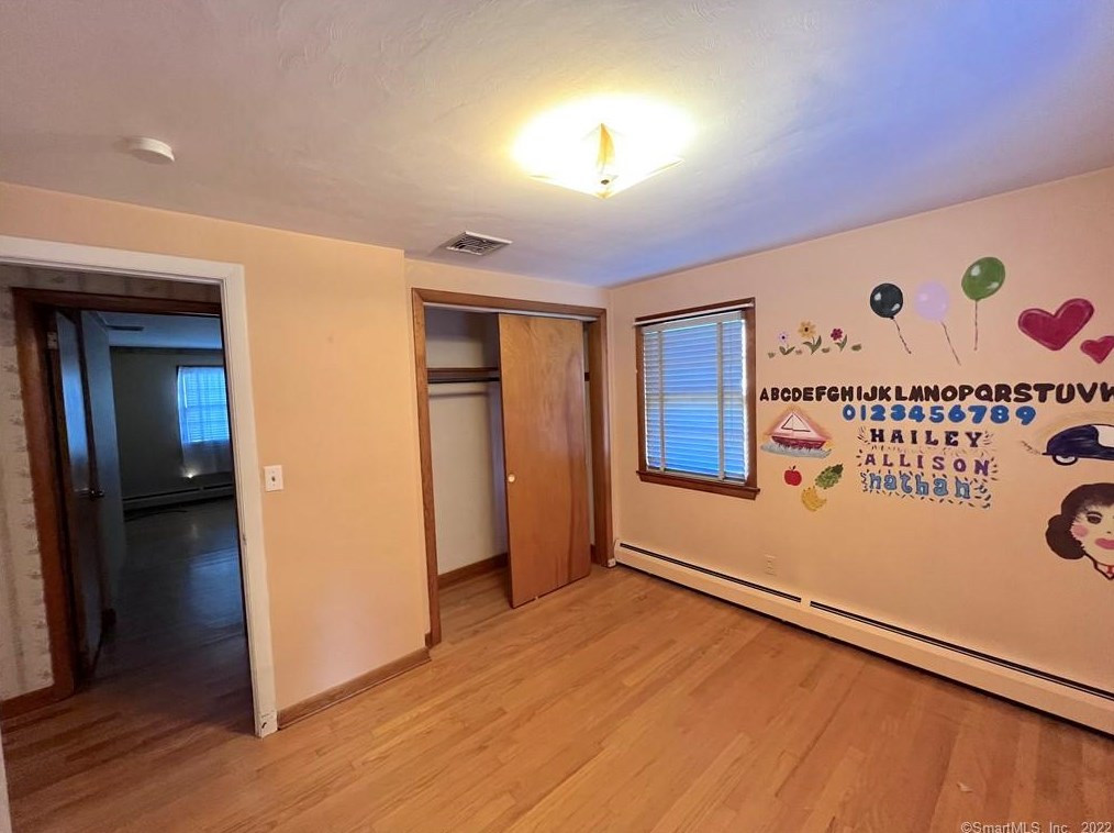 11 Cherry St, Winsted CT  06098-1905 exterior