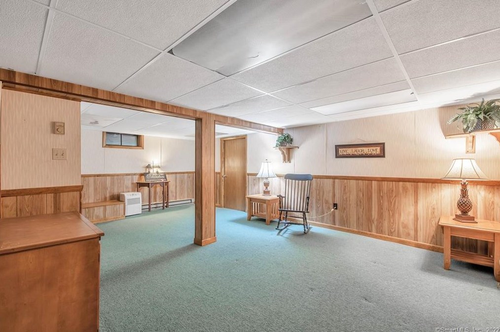 69 Hany Ln, Vernon CT 06066-2741 exterior