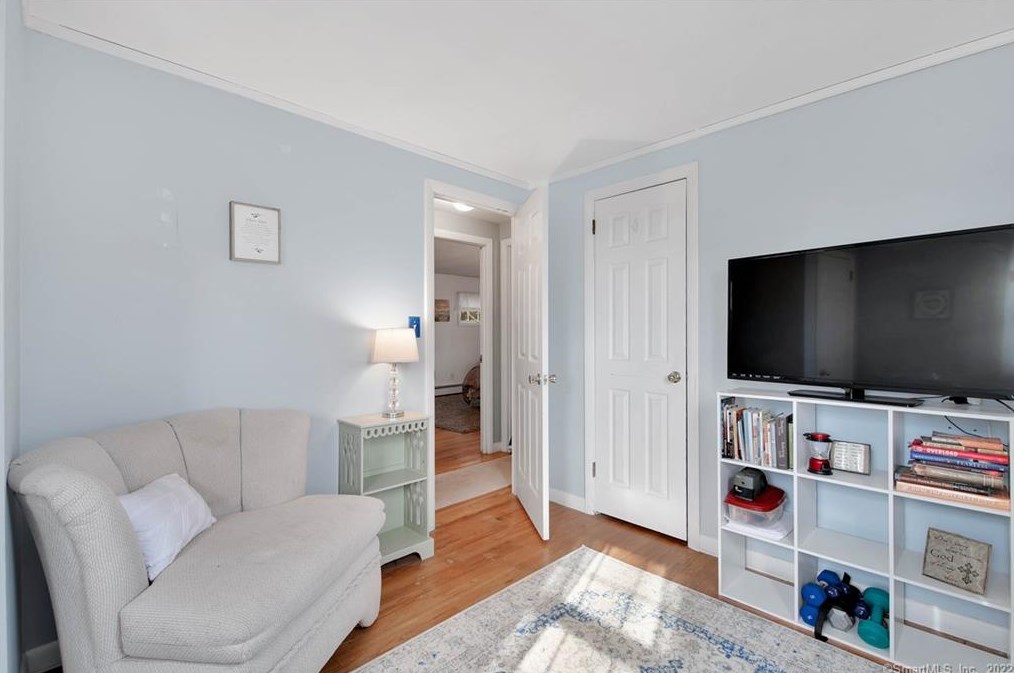 69 Hany Ln, Vernon CT 06066-2741 exterior