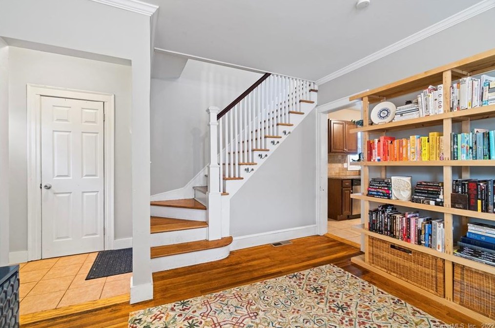 15 Willard St, New Haven CT 06515-2126 exterior