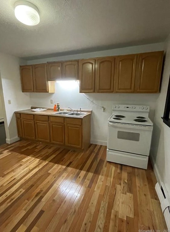 1463 Albany Ave, Hartford CT  06112-2110 exterior