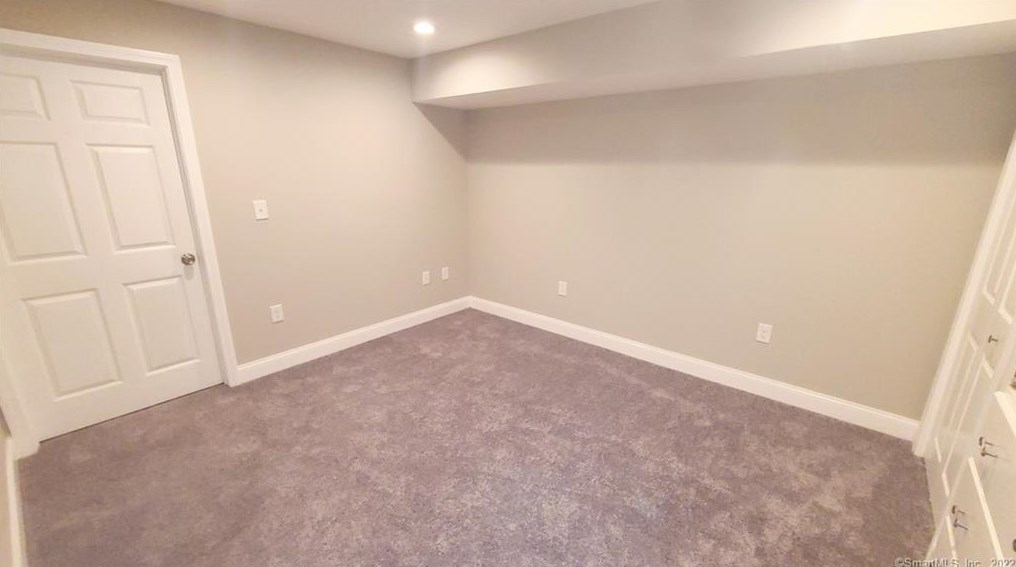 1367 Hanover Ave, Meriden CT  06451-6251 exterior
