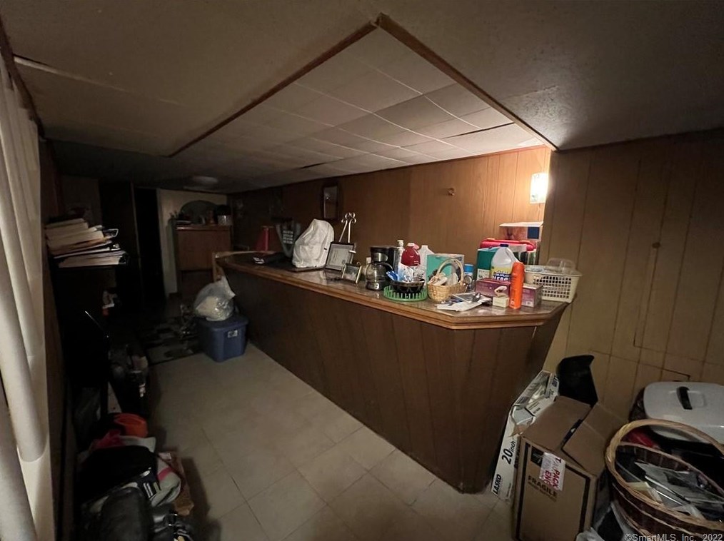 64 Monroe St, Hartford CT  06114-1751 exterior