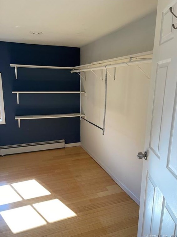 8 Ashley St, Hartford CT 06105-1310 exterior