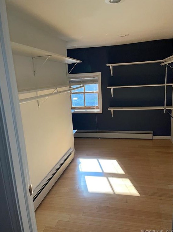 8 Ashley St, Hartford CT 06105-1310 exterior